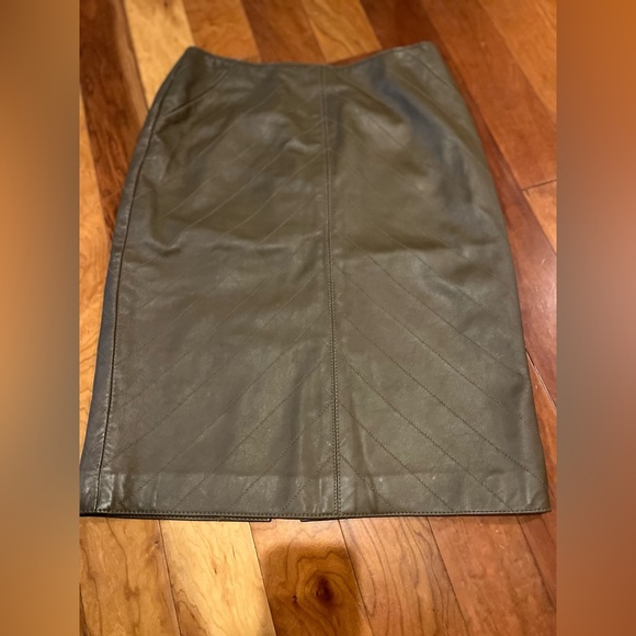 Carlisle Pencil Skirt Ladies Sz 4 100% Real Leather Vintage Beautiful Quality Pc - Picture 1 of 9